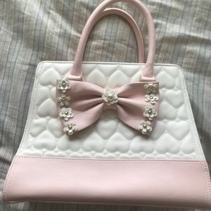 Beaty Johnson Handbag